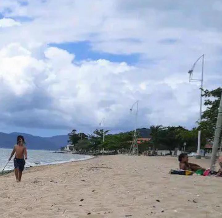 Brisas Do Oceano,50 Metros Do Mar Lägenhet Palhoça Exteriör bild